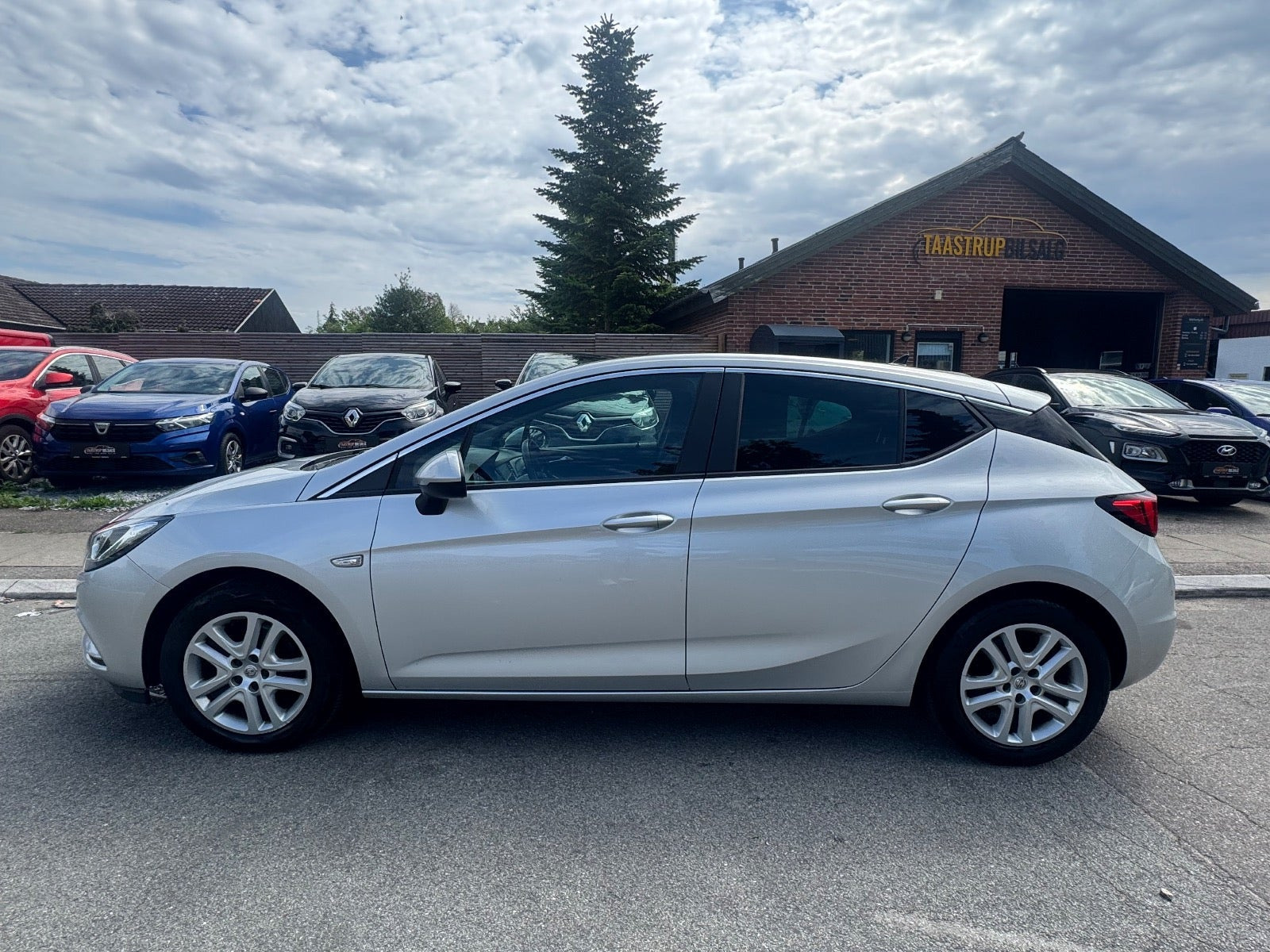 undefined Opel Astra fra 2019