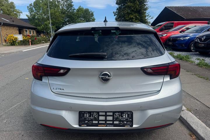 undefined Opel Astra fra 2019