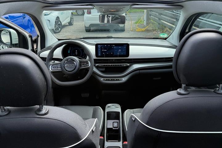 undefined Fiat 500e fra 2023