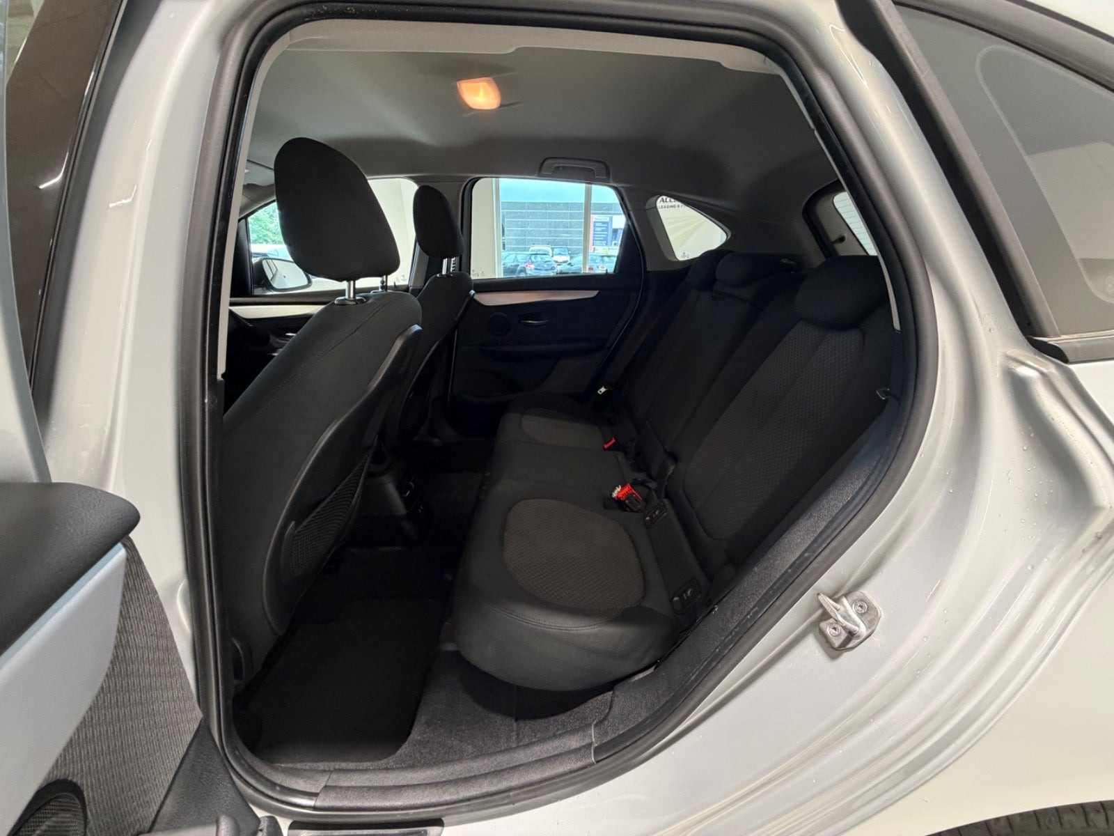 BMW 218d Active Tourer Steptronic, 8-trinn, 150hk, 2019