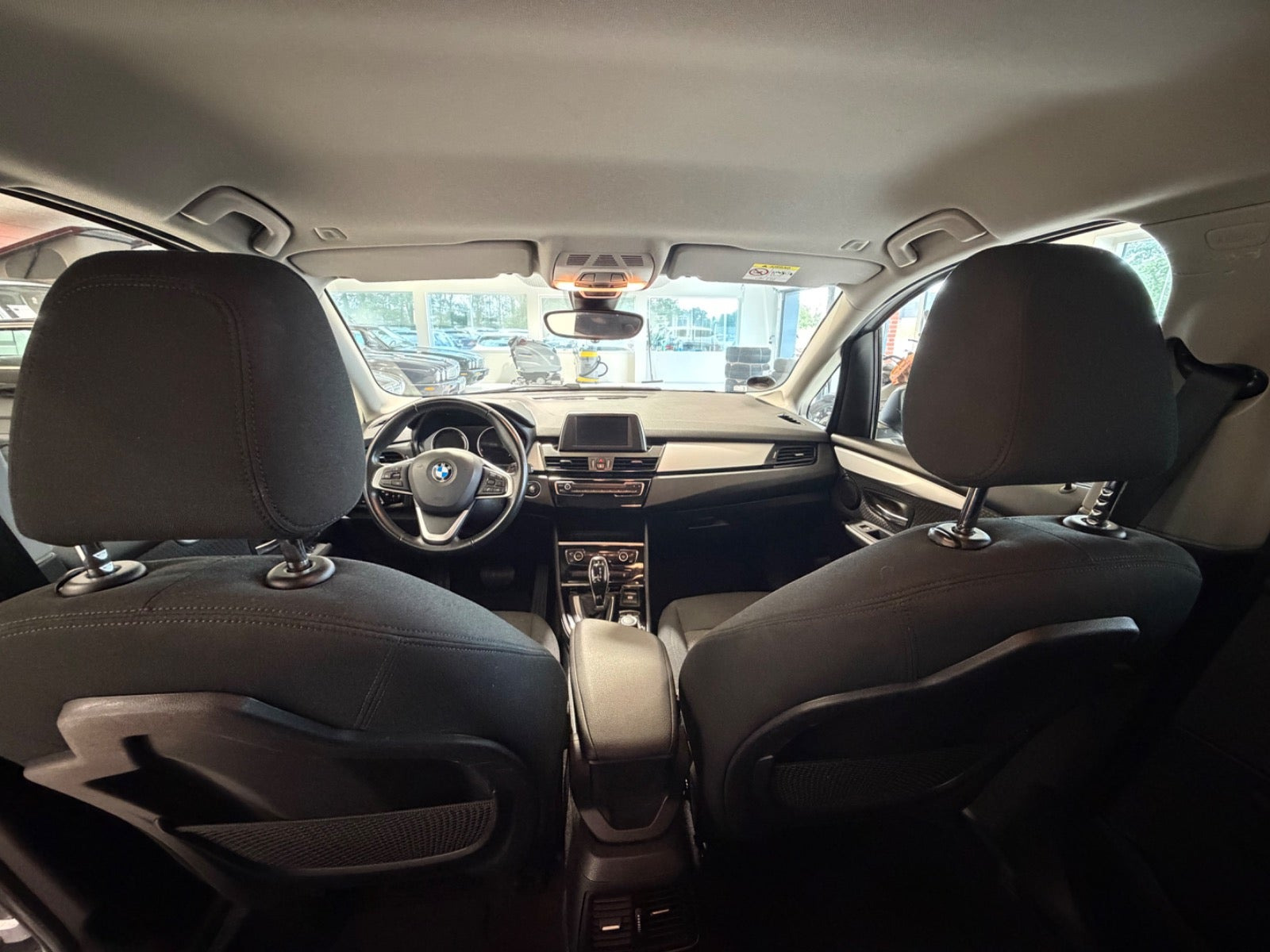 BMW 218d Active Tourer Steptronic, 8-trinn, 150hk, 2019