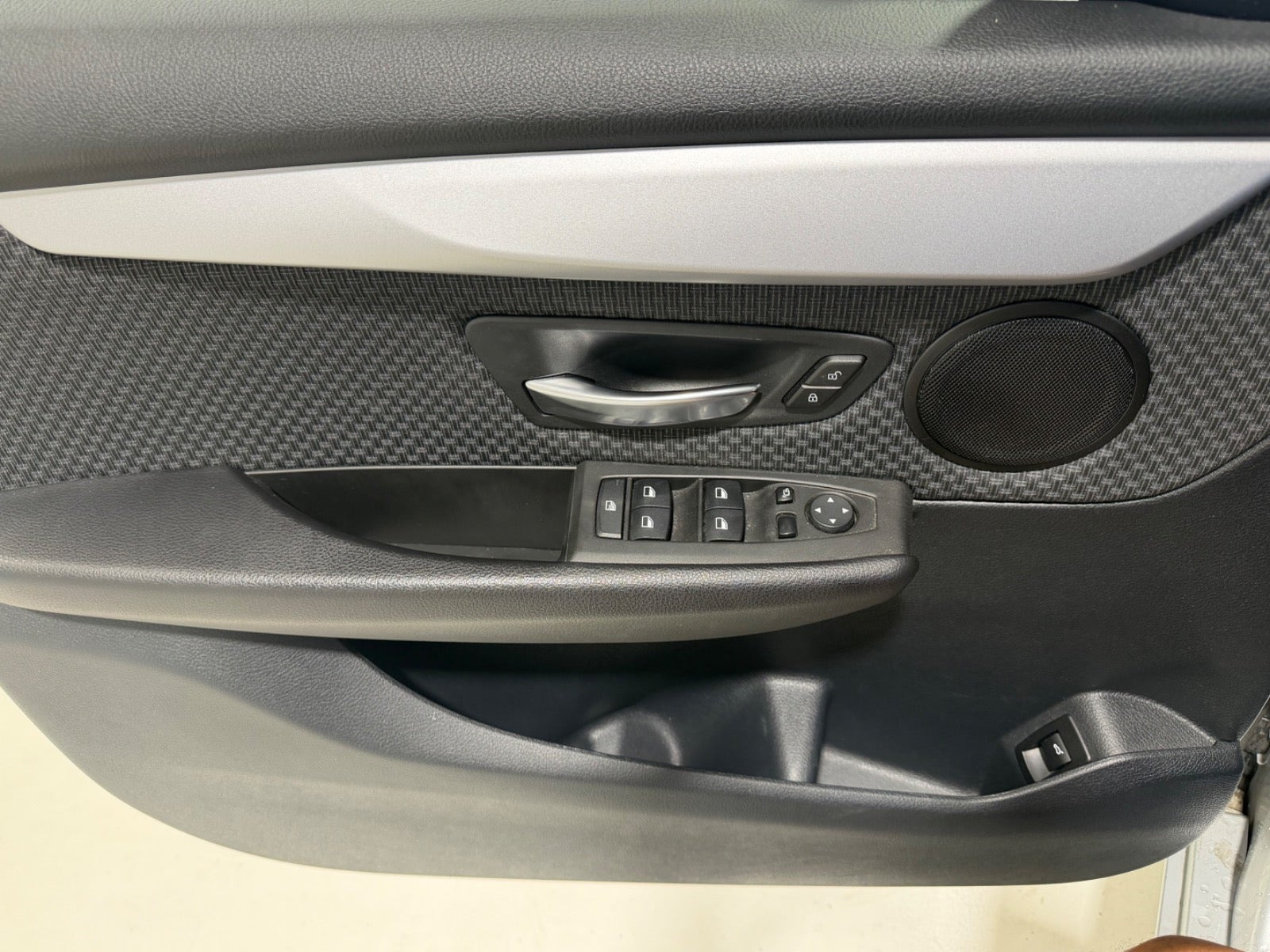 BMW 218d Active Tourer Steptronic, 8-trinn, 150hk, 2019