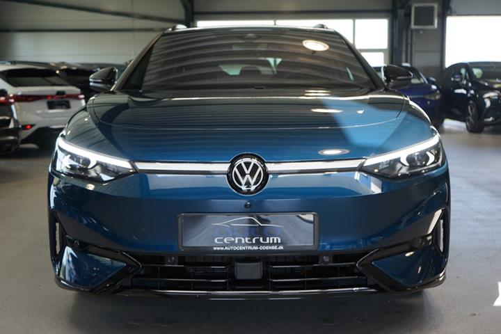 Blå VW ID.7 fra 2025