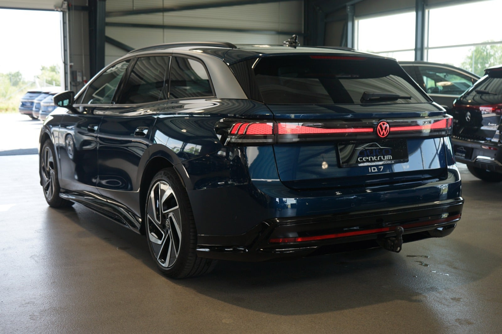 Blå VW ID.7 fra 2025