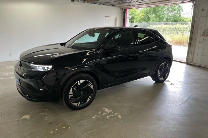 Sort Opel Mokka-e fra 2025