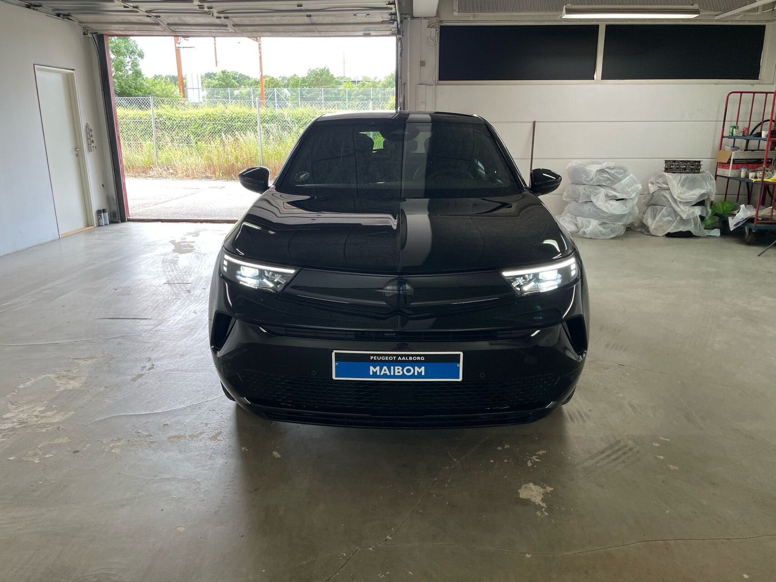Sort Opel Mokka-e fra 2025