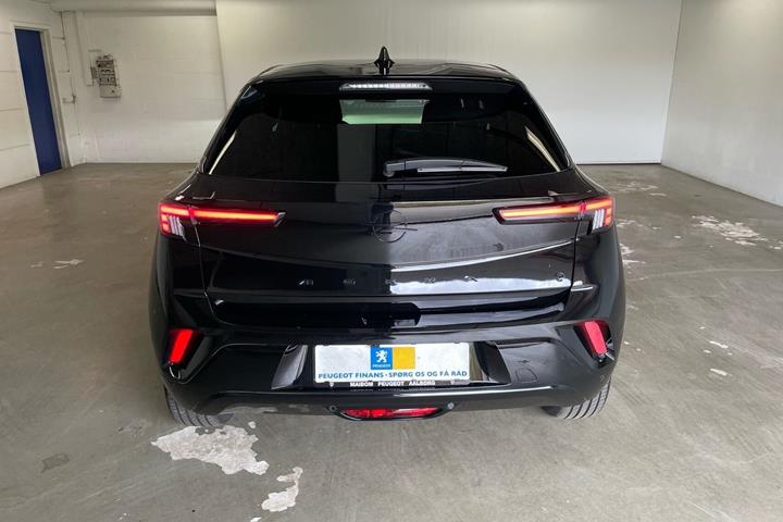 Sort Opel Mokka-e fra 2025