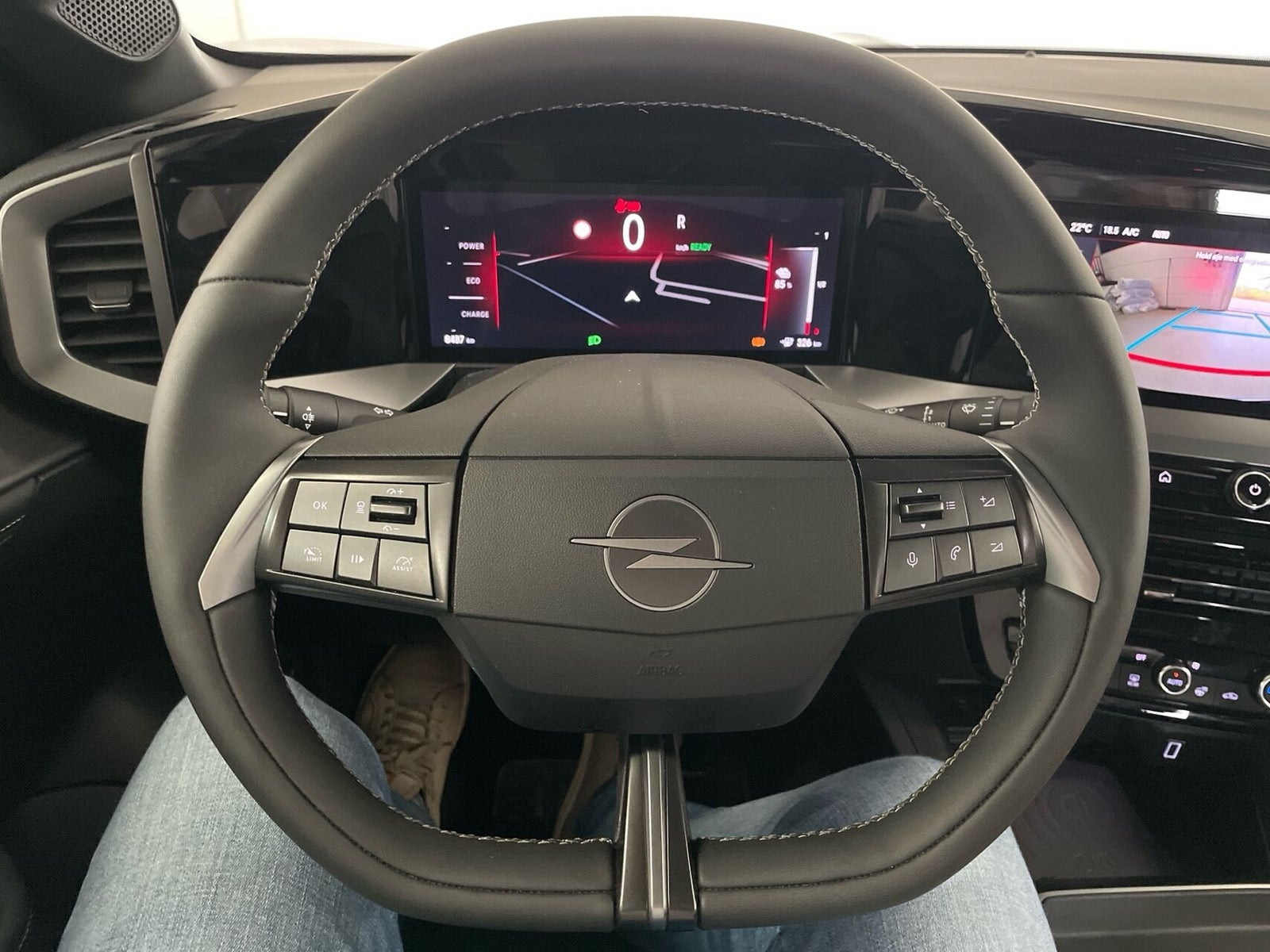 Sort Opel Mokka-e fra 2025