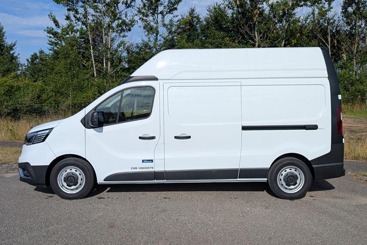 Hvid Renault Trafic fra 2026