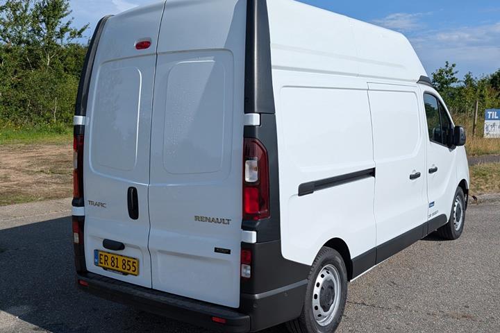 Hvid Renault Trafic fra 2026