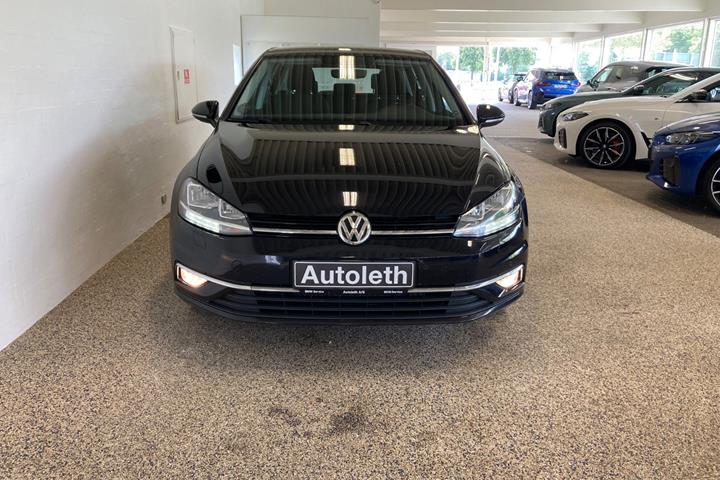 Sort VW Golf VII fra 2017