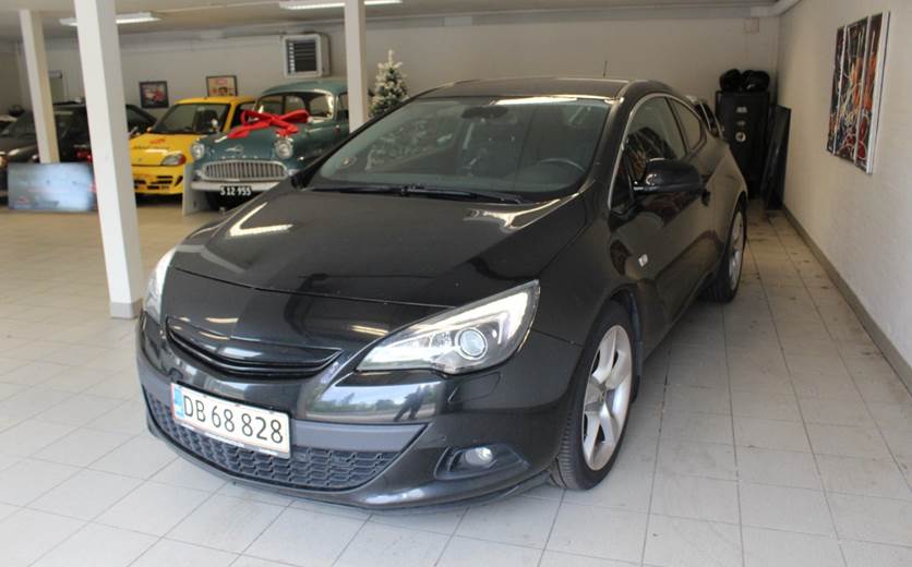 Opel Astra 1,6 T 180 Sport GTC