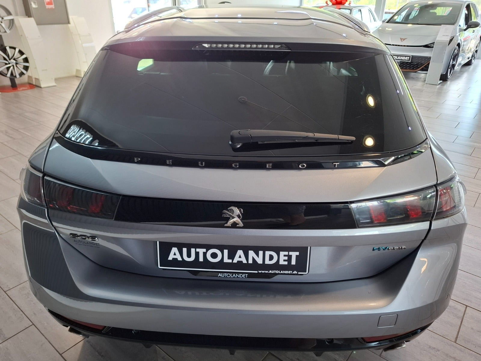 Sølv Peugeot 508 fra 2020