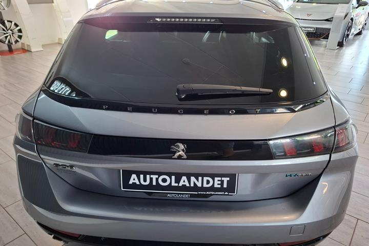 Sølv Peugeot 508 fra 2020