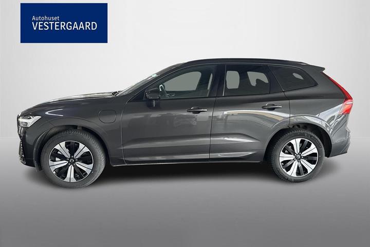 Grå Volvo XC60 fra 2024