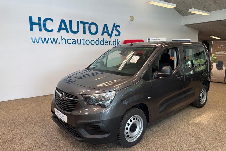 Sort Opel Combo-e Life fra 2024