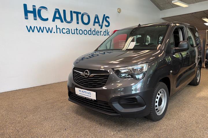 Sort Opel Combo-e Life fra 2024