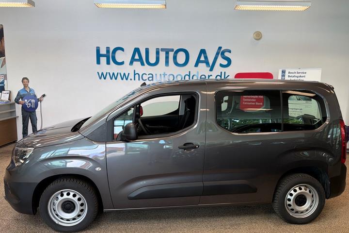 Sort Opel Combo-e Life fra 2024