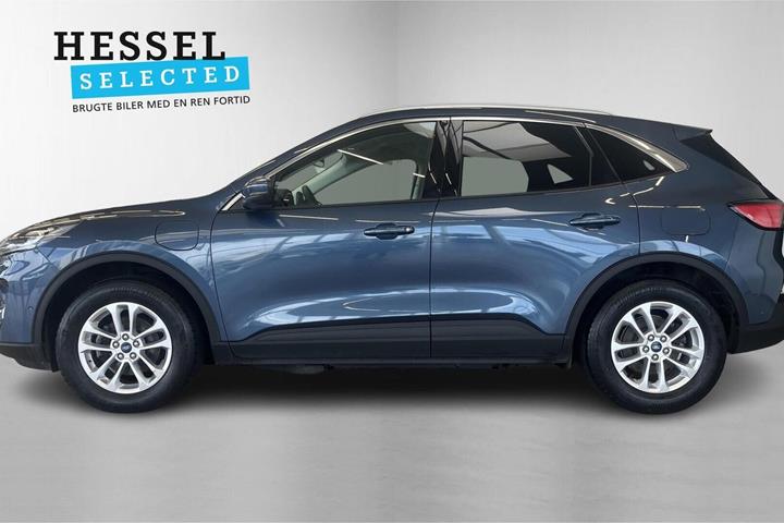 Blå Ford Kuga fra 2021