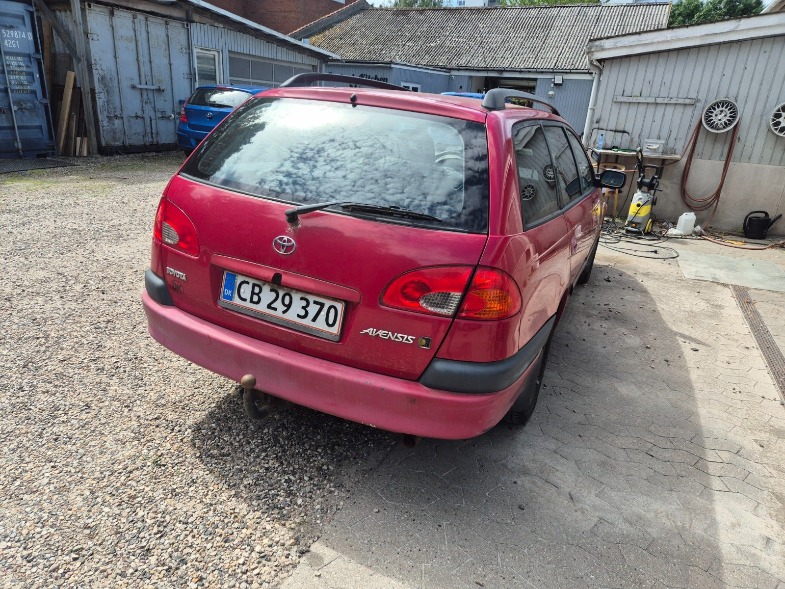 undefined Toyota Avensis fra 1999