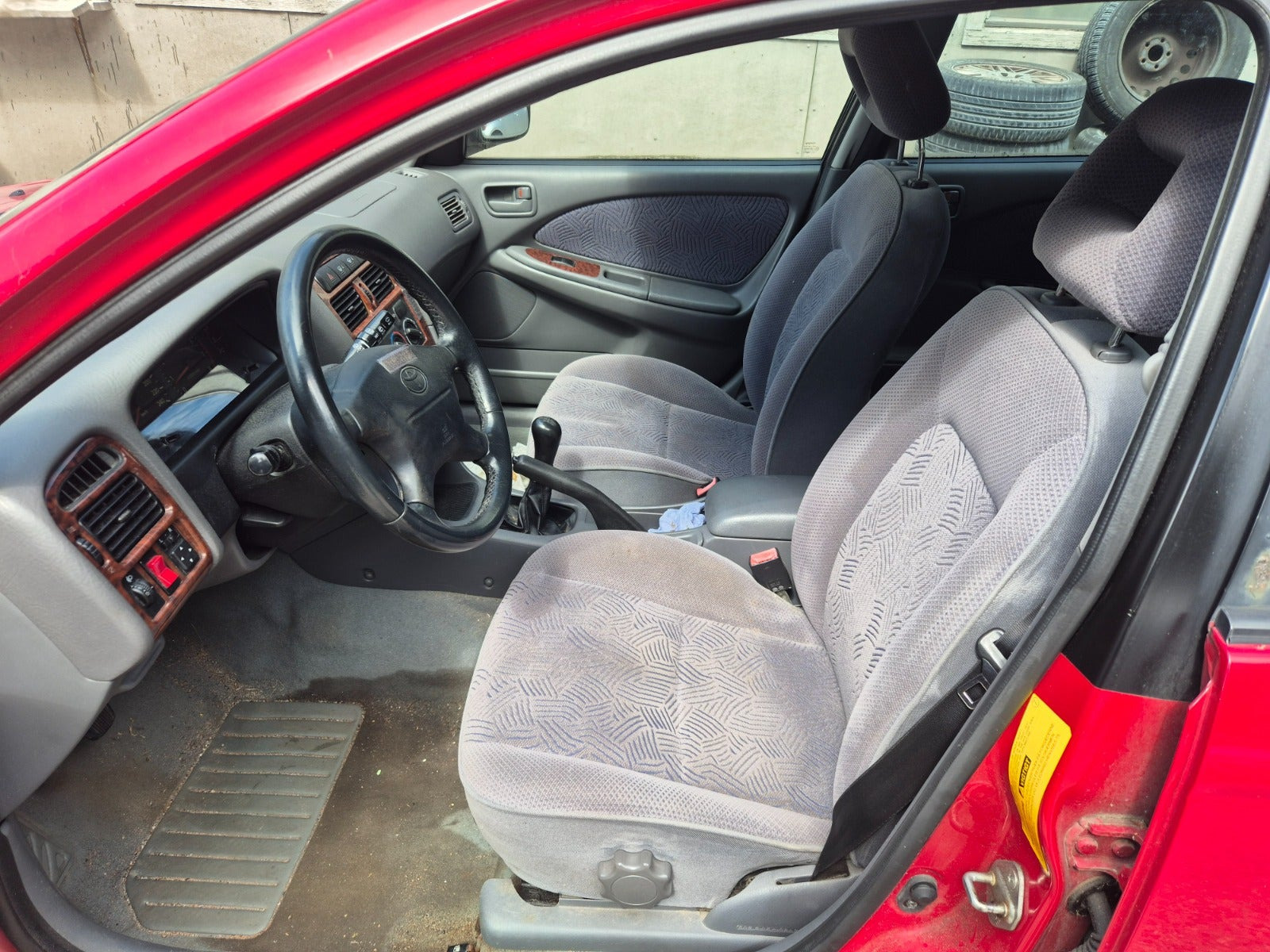 undefined Toyota Avensis fra 1999