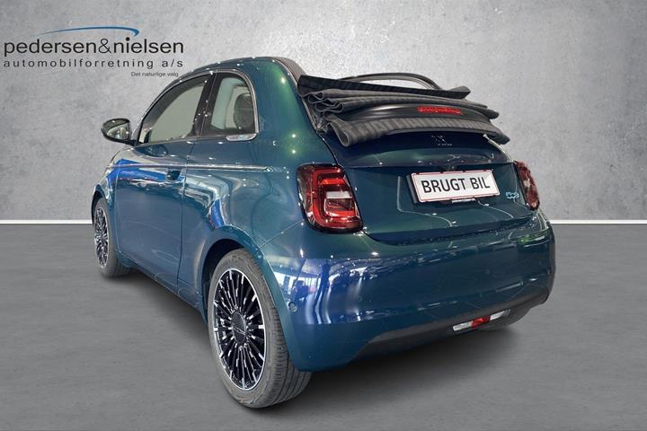 Grøn Fiat 500e fra 2022