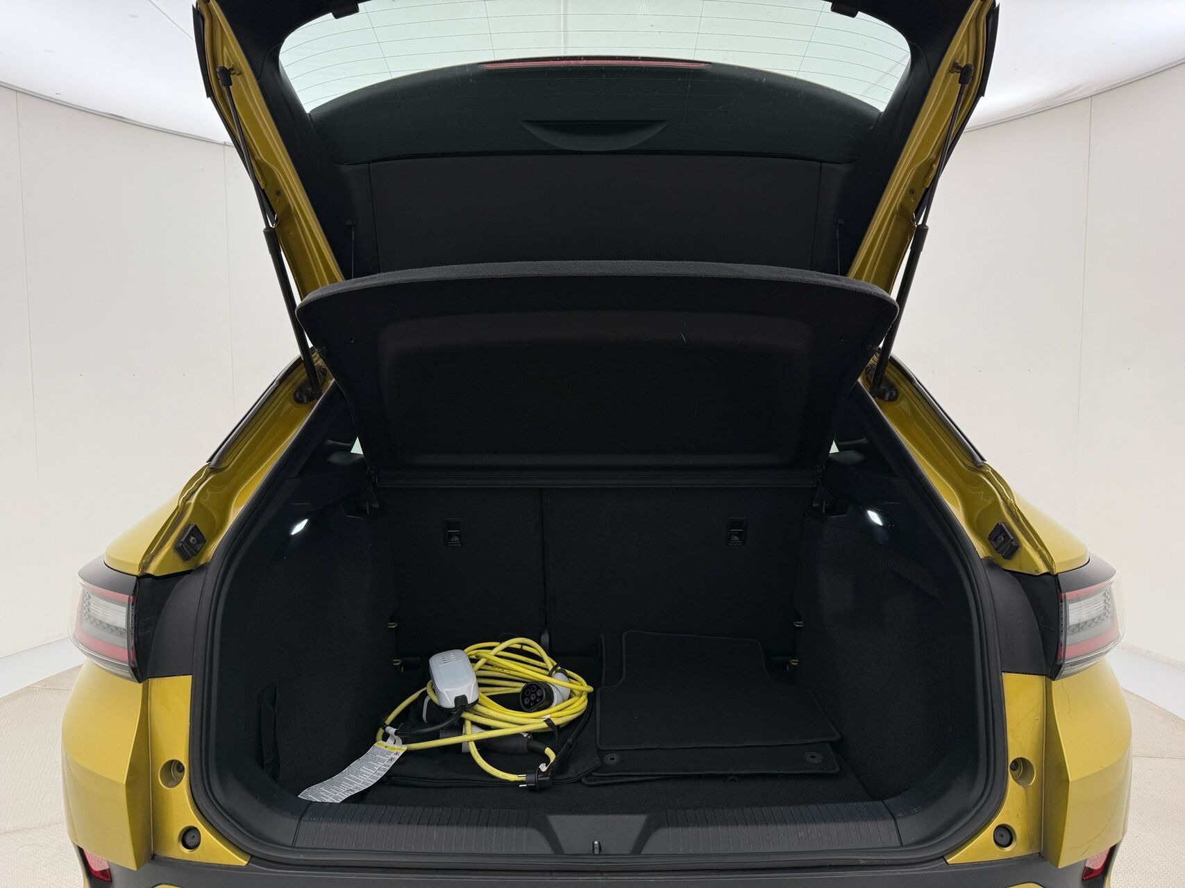 Gul VW ID.4 fra 2021