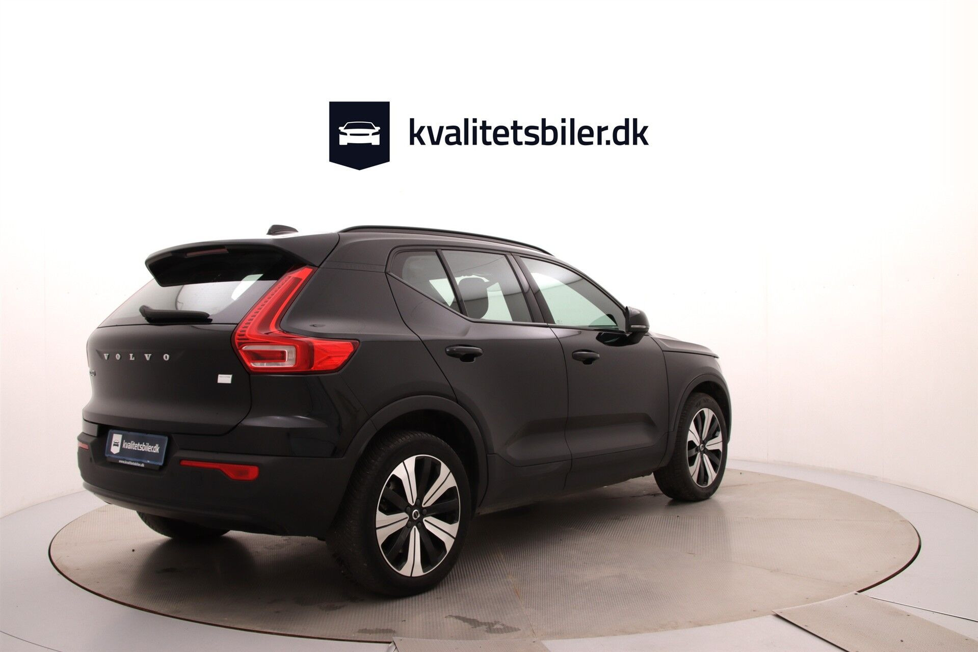 Sort Volvo XC40 fra 2023