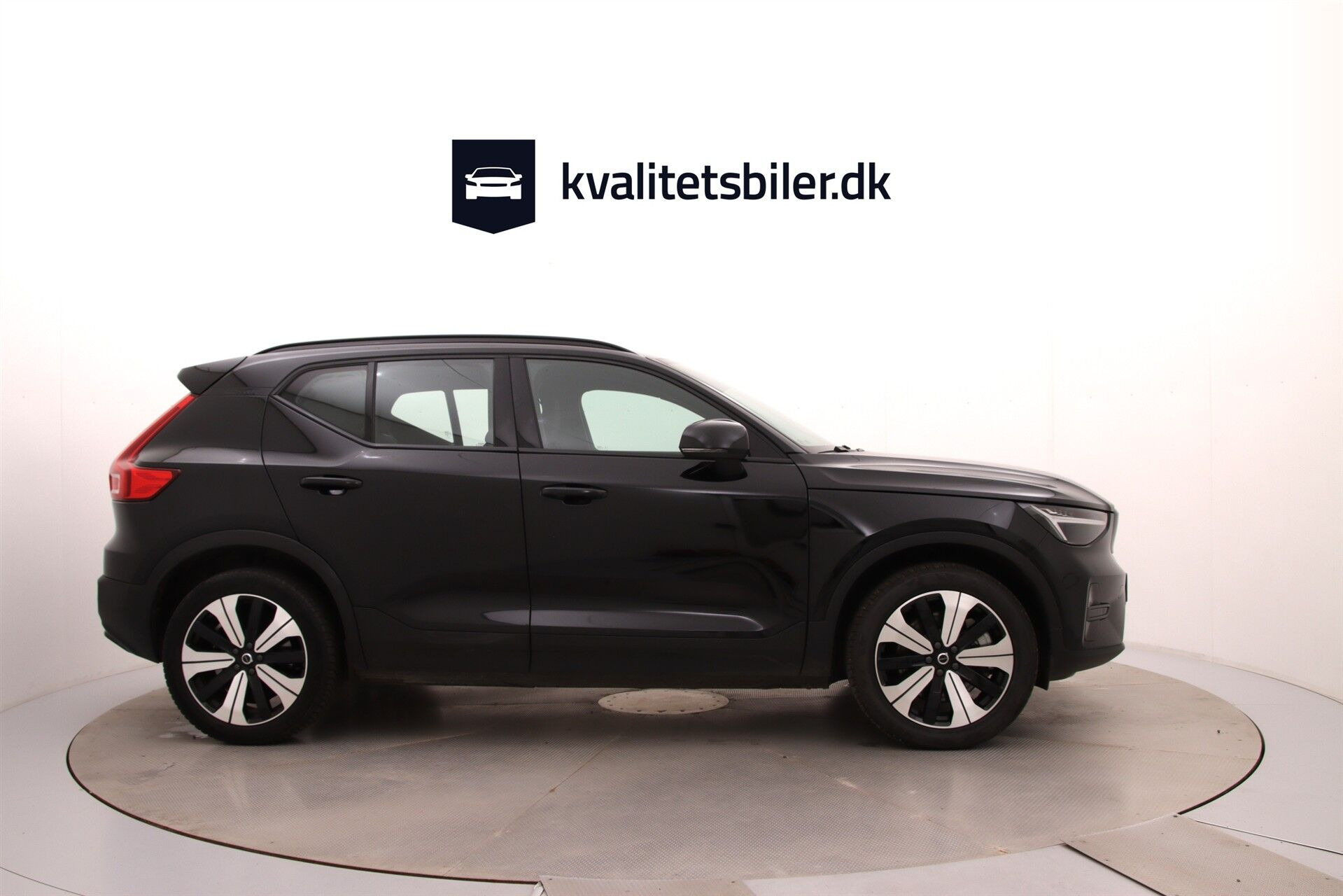 Sort Volvo XC40 fra 2023