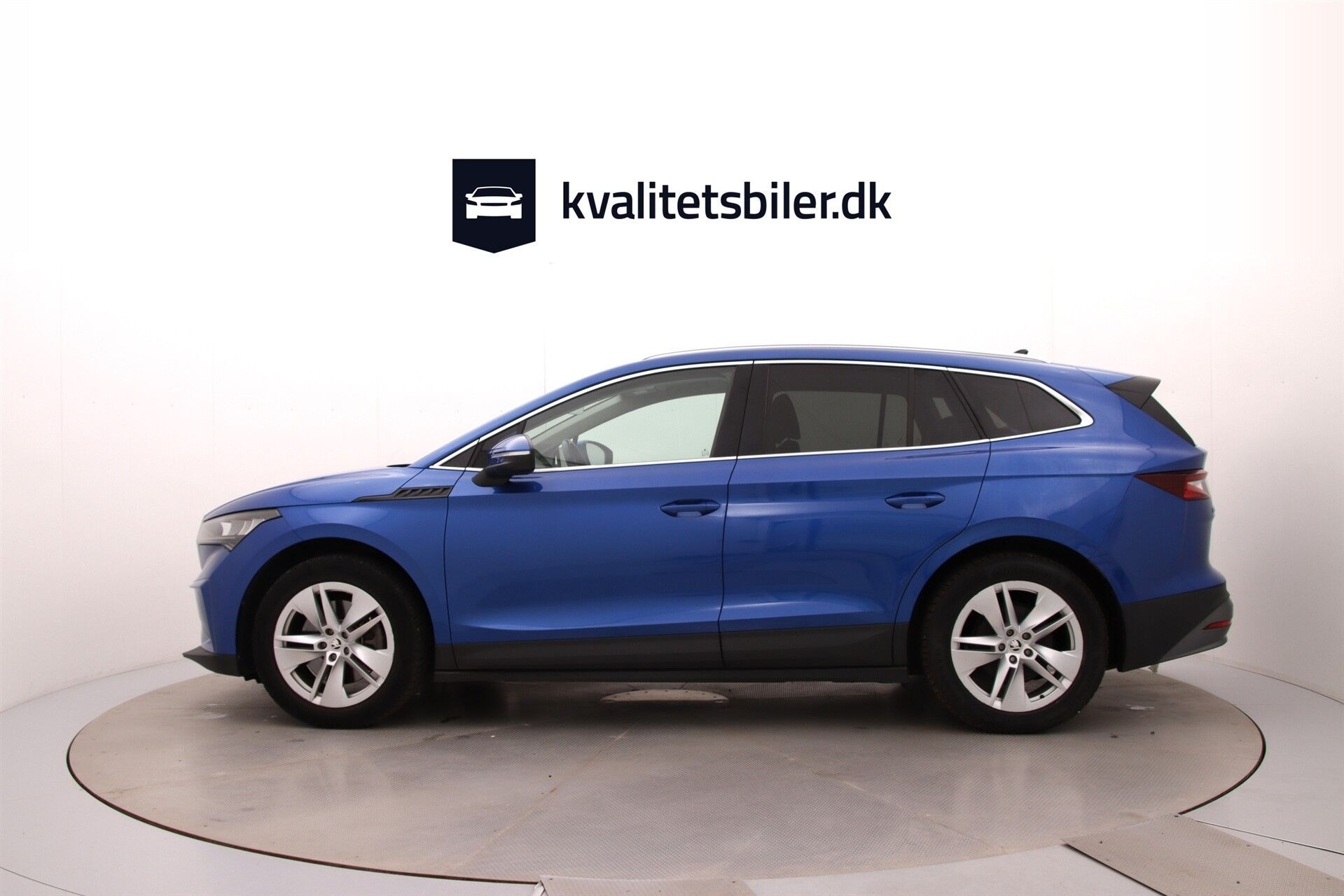 Blå Skoda Enyaq fra 2021