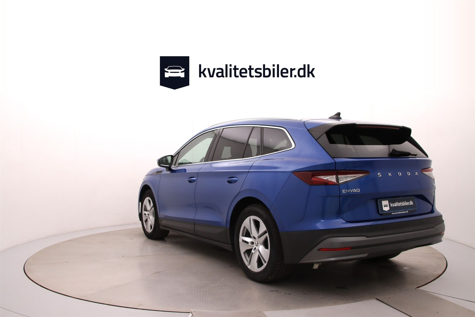 Blå Skoda Enyaq fra 2021