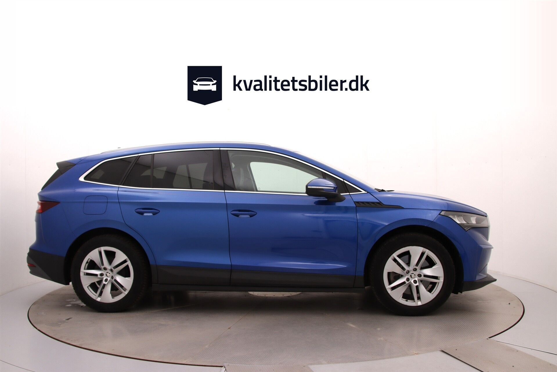 Blå Skoda Enyaq fra 2021