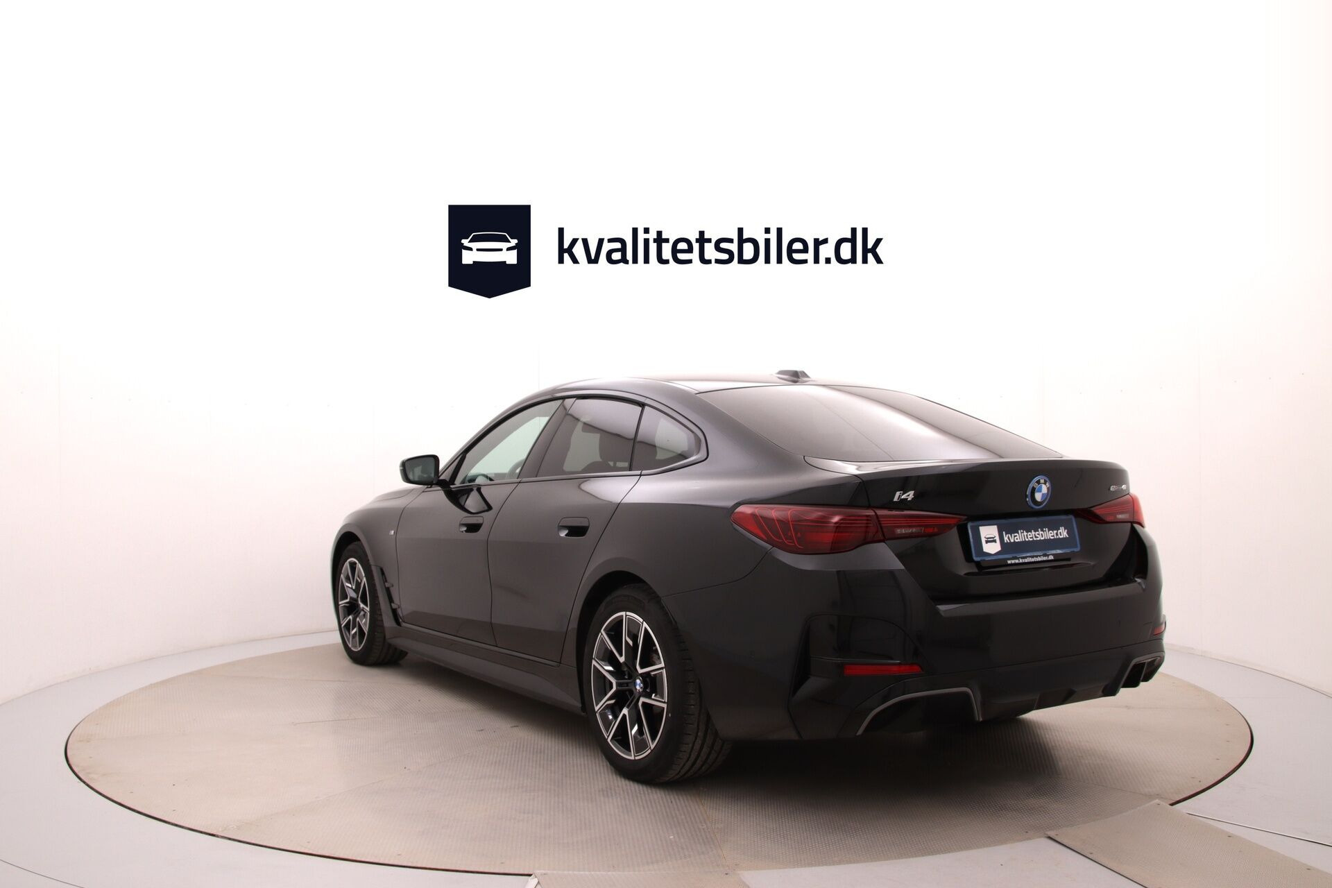 Sort BMW i4 fra 2025