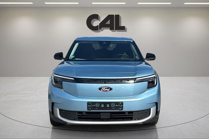 Blå Ford Explorer fra 2025
