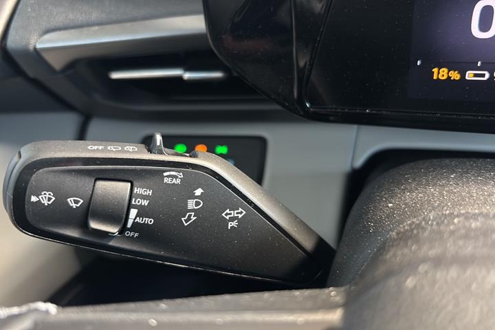 Blå Ford Explorer fra 2025