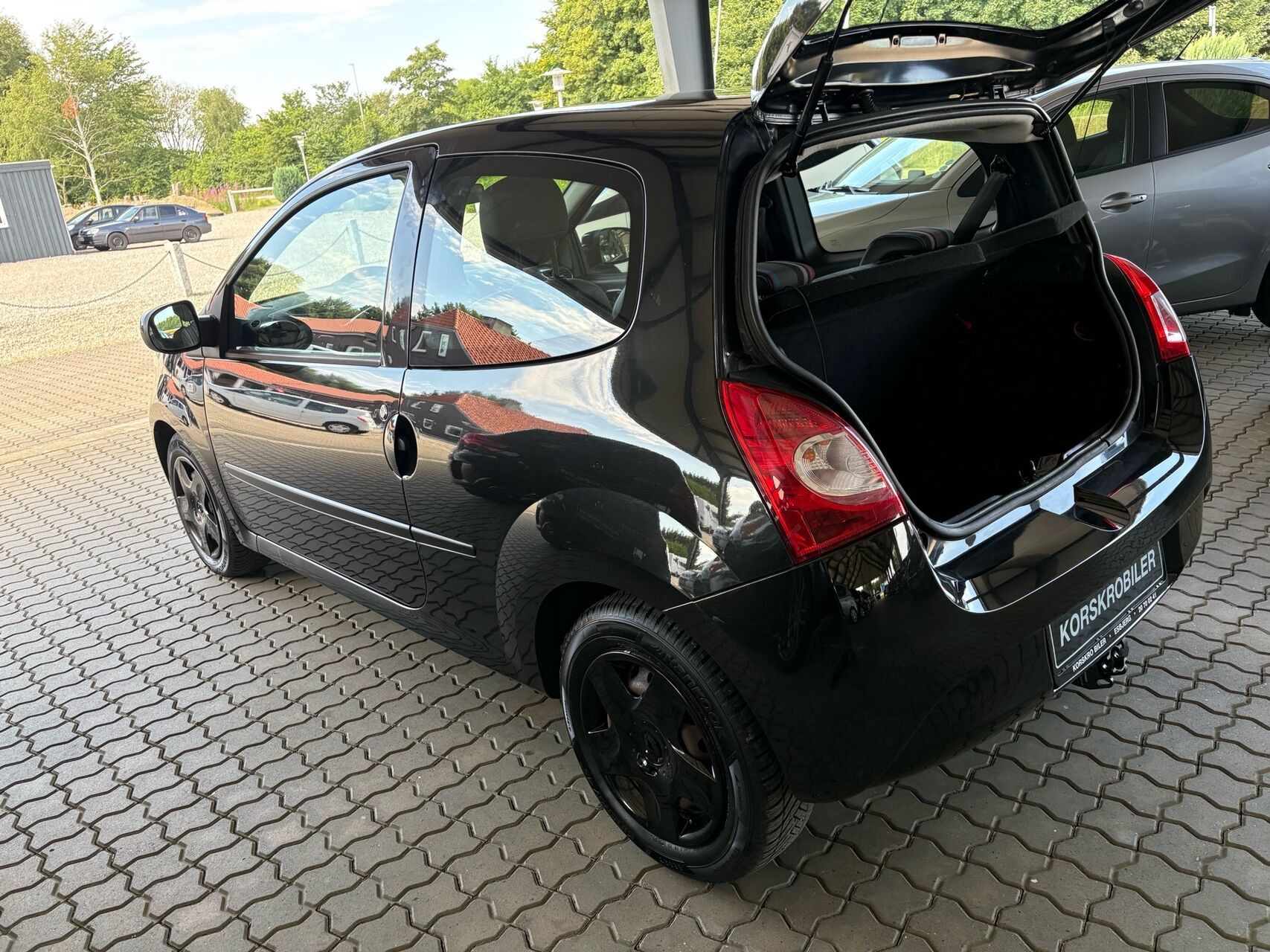 Sort Renault Twingo fra 2013
