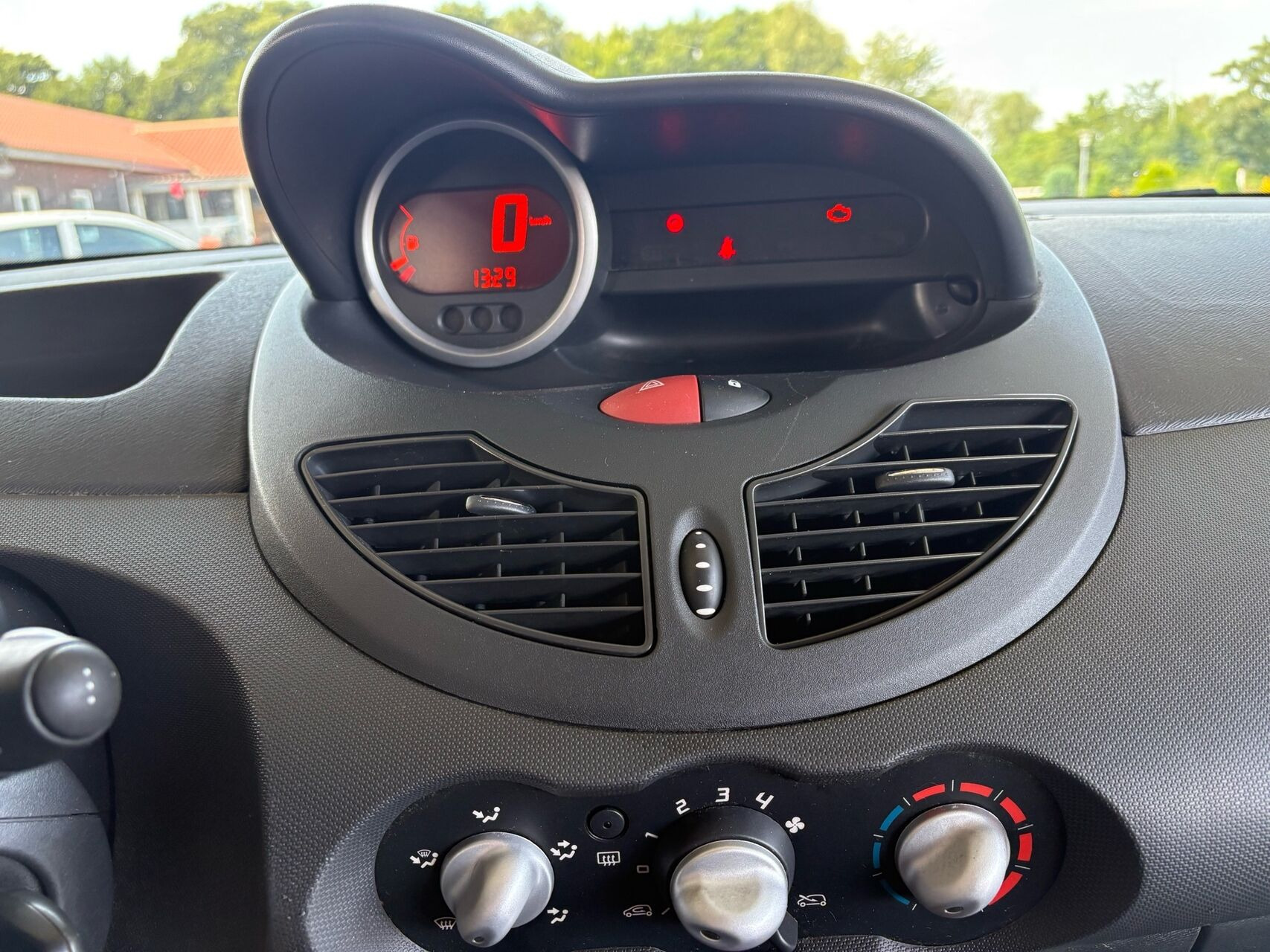 Sort Renault Twingo fra 2013
