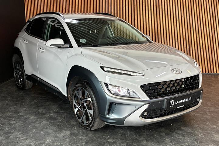 Grå Hyundai Kona fra 2022