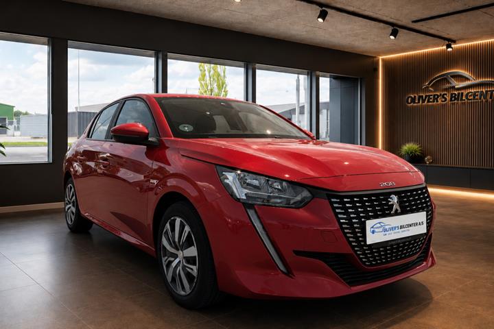 Rød Peugeot 208 fra 2020