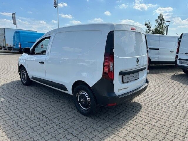 Hvid Renault Express fra 2021