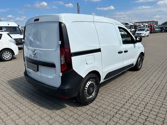 Hvid Renault Express fra 2021