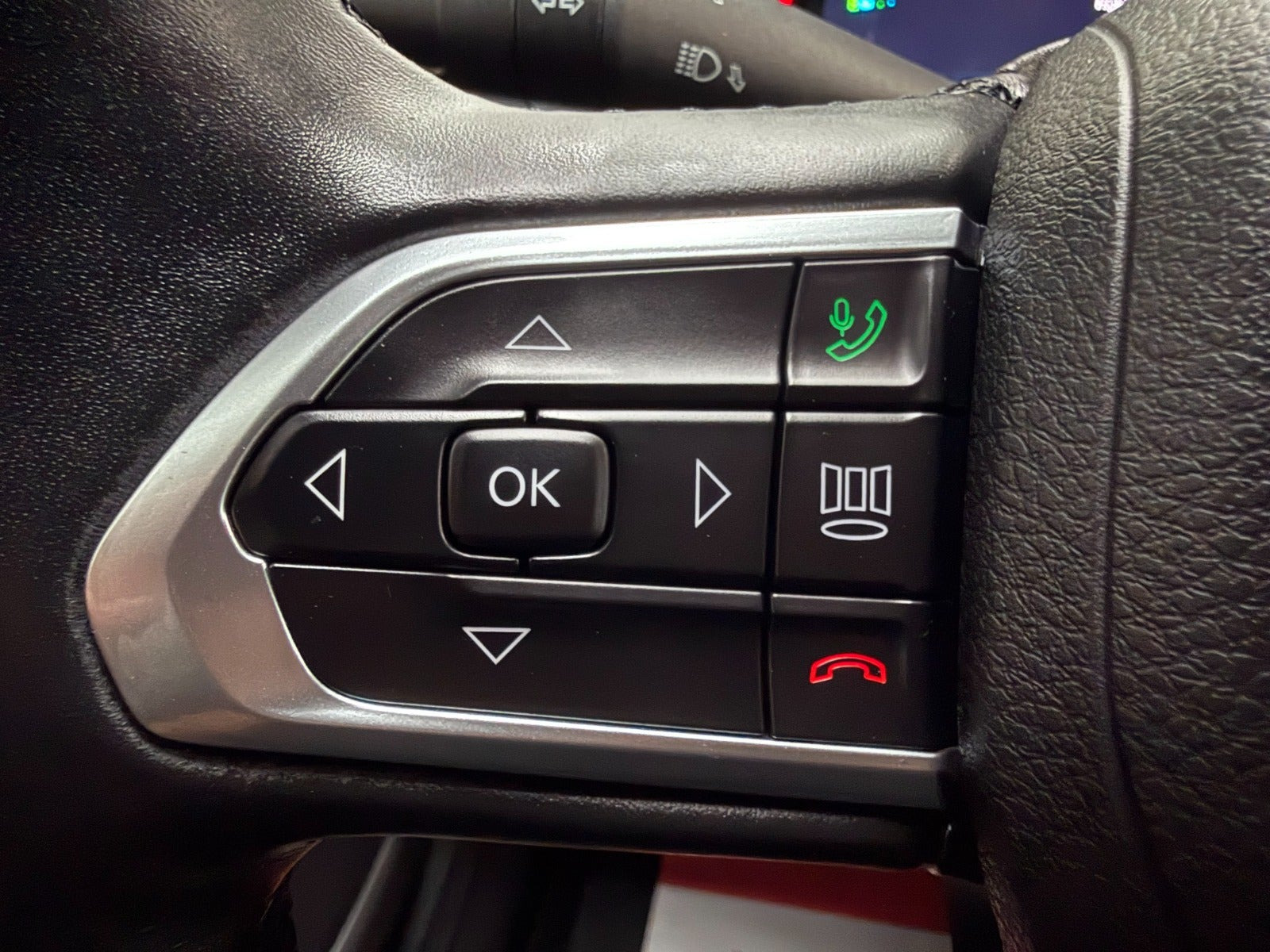 Sort Jeep Compass fra 2023