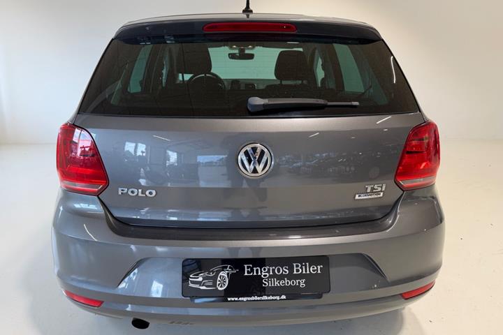 Grå VW Polo fra 2015