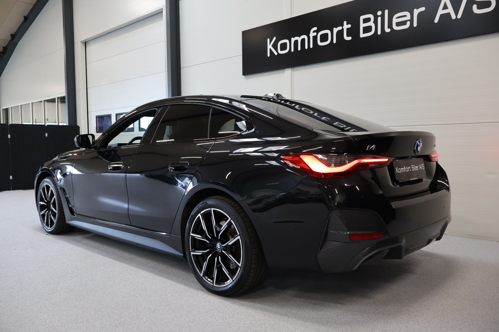 Sort BMW i4 fra 2022