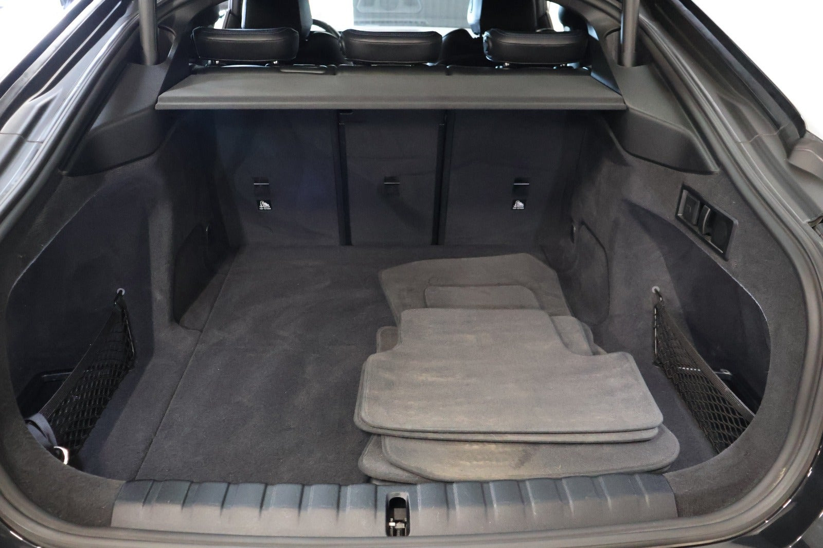 Sort BMW i4 fra 2022