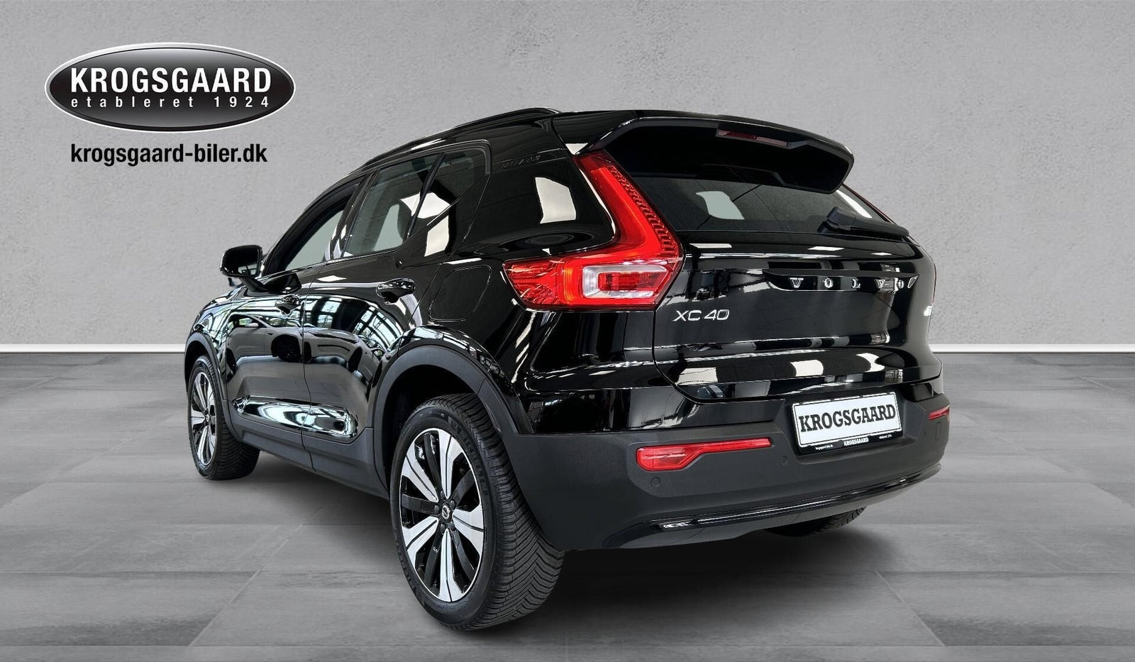 Sort Volvo XC40 fra 2022