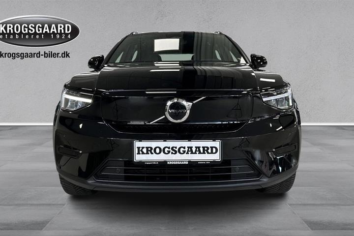 Sort Volvo XC40 fra 2022