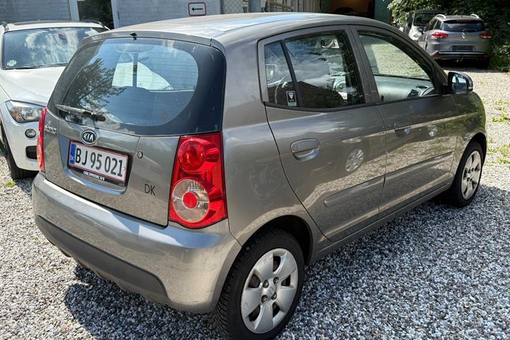 undefined Kia Picanto fra 2010