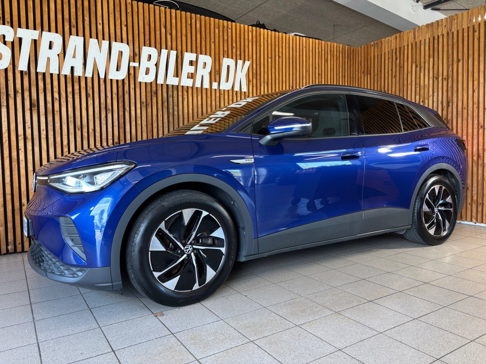 Blå VW ID.4 fra 2023