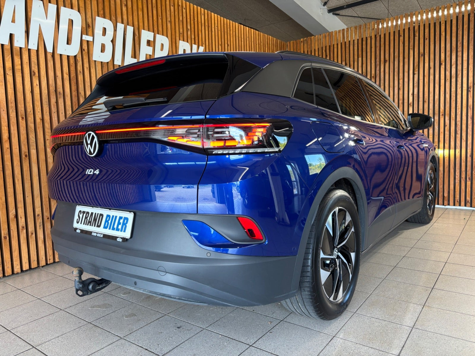 Blå VW ID.4 fra 2023